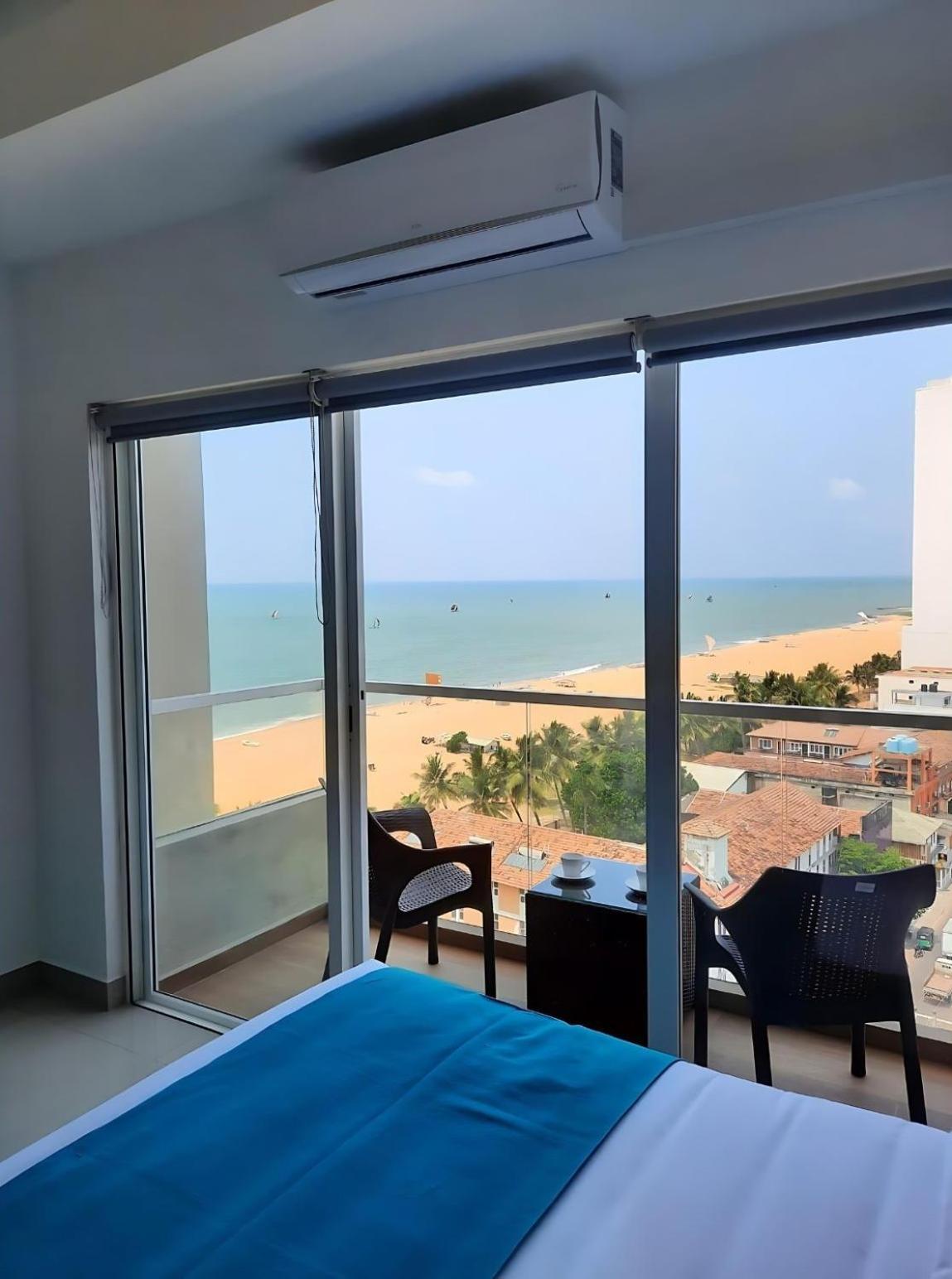 Negombo Ocean Breeze - Bliss On The Beach Luxury Apartments By Serendib Vacation Exterior foto